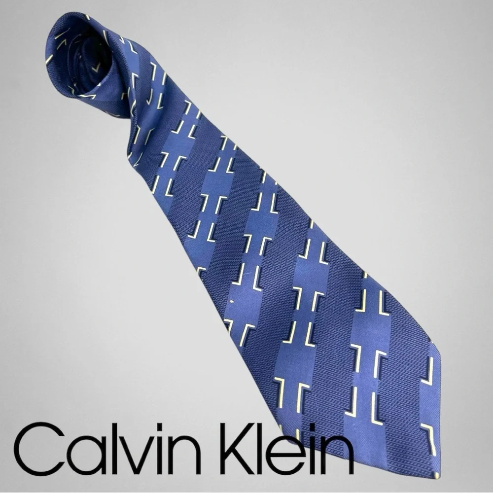Calvin Retro Klein Blue Handsome Men's Tie